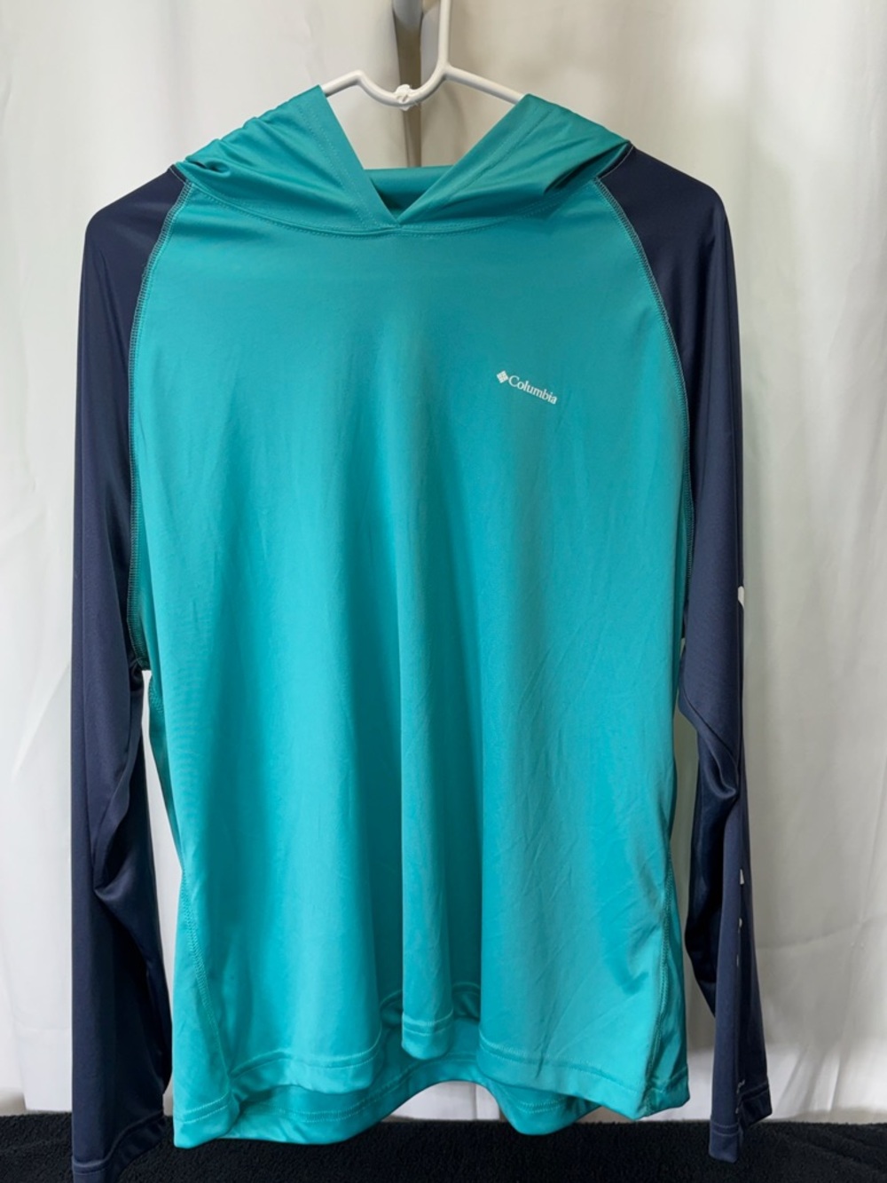 Columbia Teal Hooded Long-Sleeve Rash Guard with Navy Sleeves 2687 - Picture 1 of 11